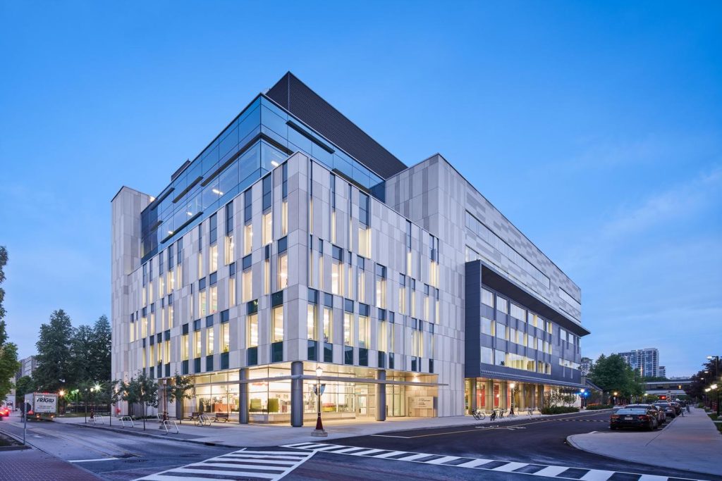 Active learning experiences outside the classroom, technology-rich settings are perfect for collaborative work.